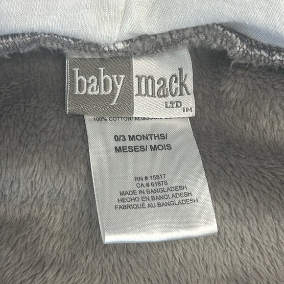 Penelope Baby Mack - grey and white fuzzy One piece bunting bag. Sz 0-3  months - Picture 6 of 8